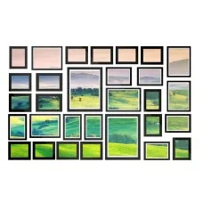 Artiss 30-Piece Black Photo Frame Set: Durable Polymer Frames with Polystyrene Glass for 8x10